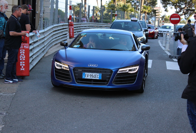 Audi R8 V10 Plus 2013