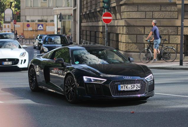 Audi R8 V10 Plus 2015