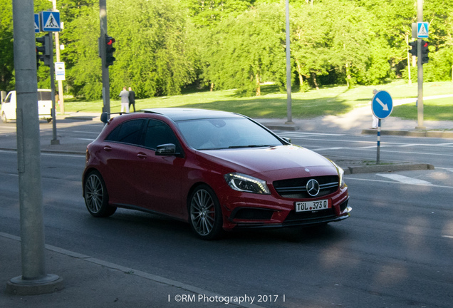 Mercedes-Benz A 45 AMG