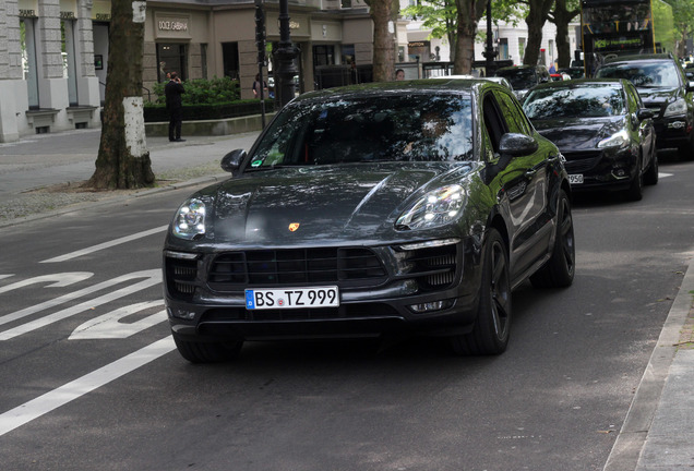 Porsche 95B Macan GTS