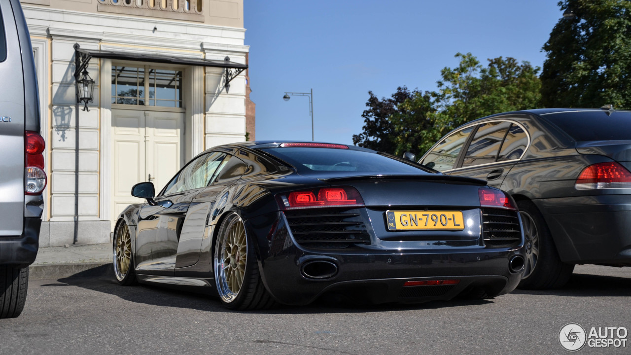 Audi R8