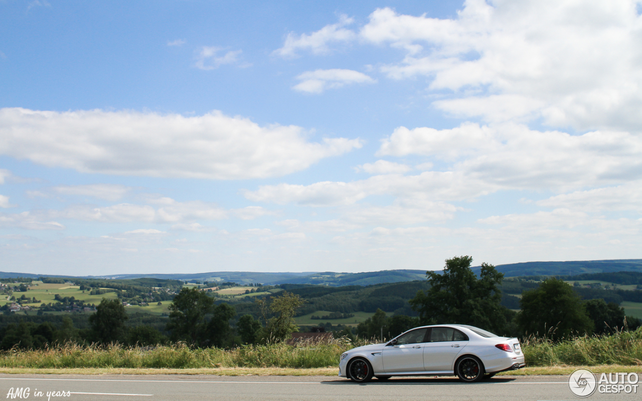 Mercedes-AMG E 63 S W213