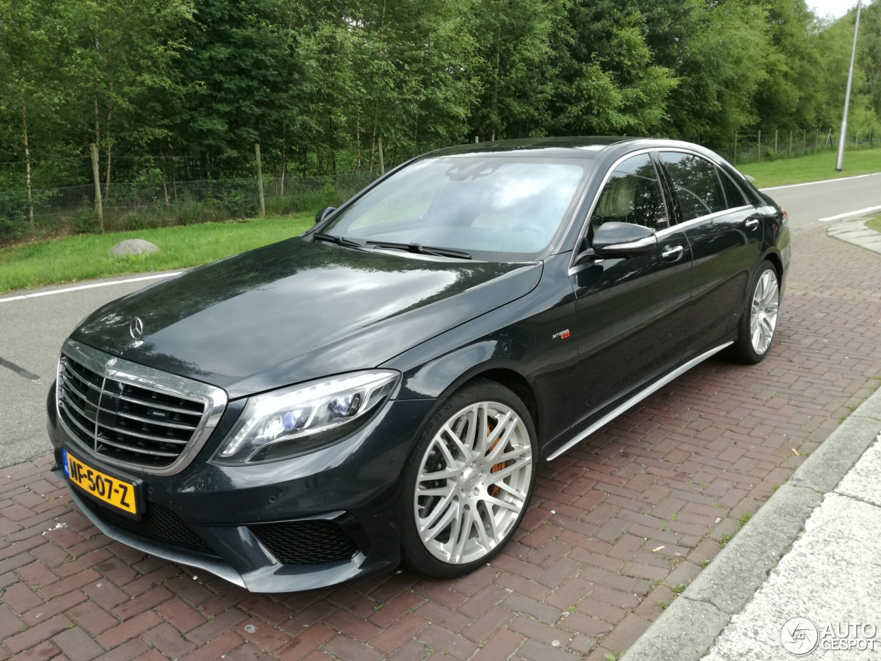 Mercedes-Benz Brabus 850 6.0 Biturbo V222