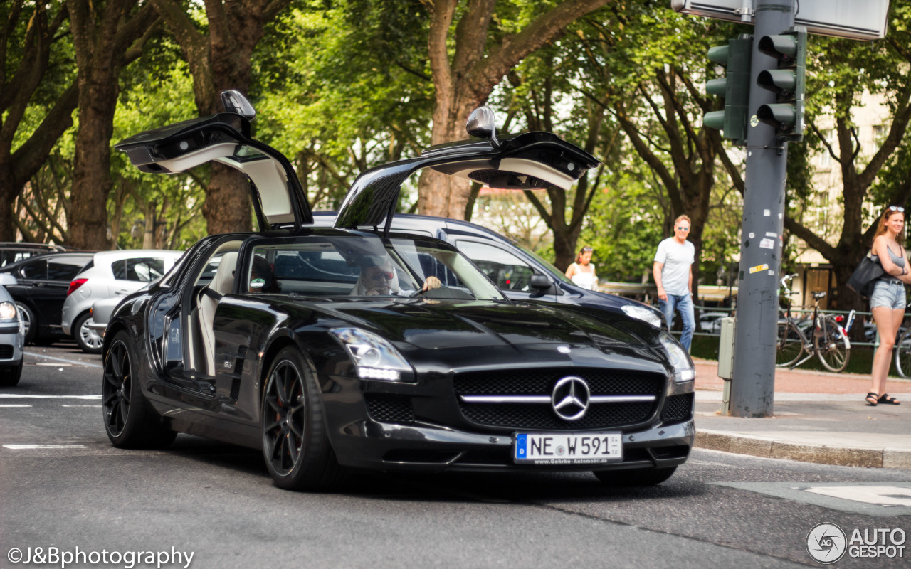 Mercedes-Benz SLS AMG GT