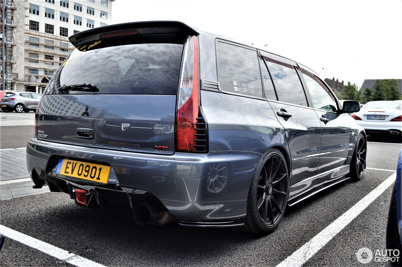 Mitsubishi Lancer Evolution IX Wagon MR