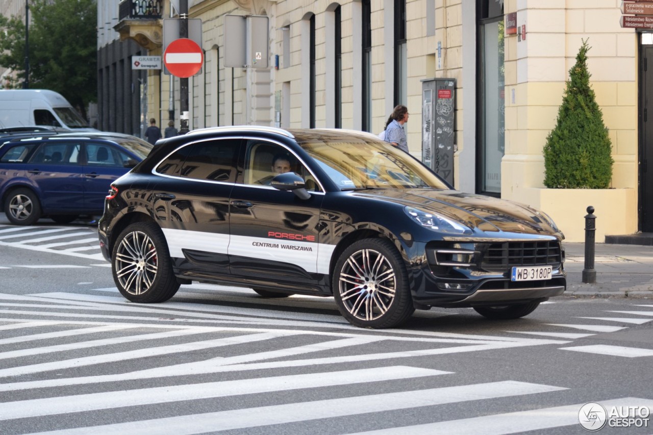 Porsche 95B Macan Turbo