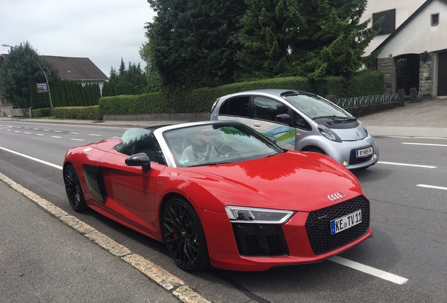 Audi R8 V10 Spyder 2016