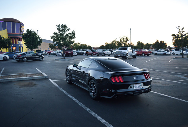 Ford Mustang GT 2015