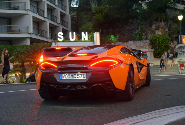 McLaren 570GT