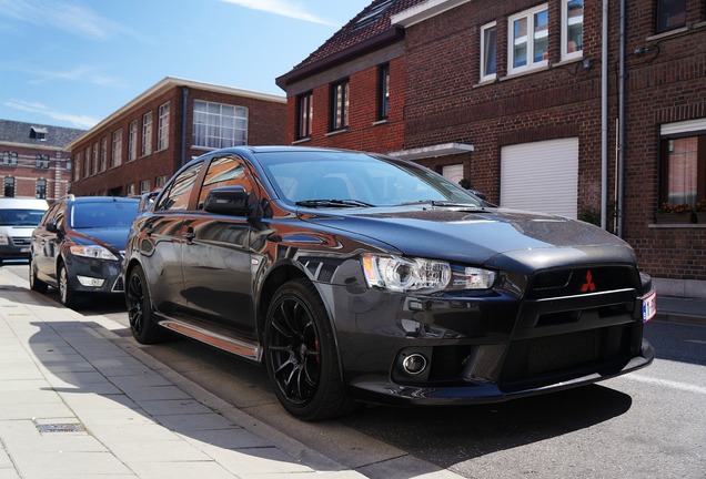 Mitsubishi Lancer Evolution X