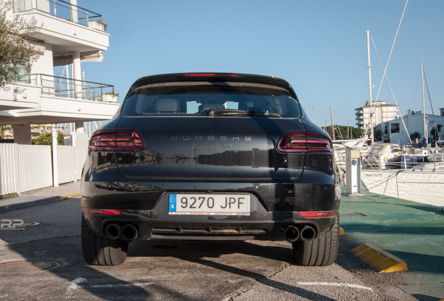 Porsche 95B Macan GTS