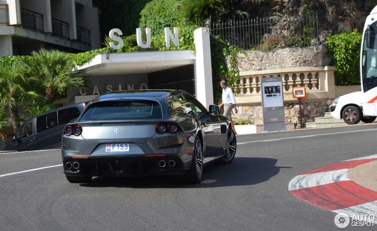 Ferrari GTC4Lusso