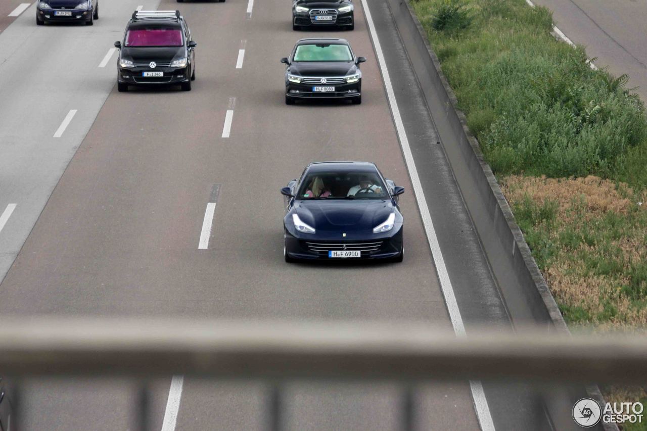 Ferrari GTC4Lusso