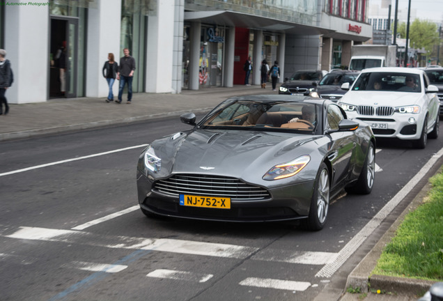 Aston Martin DB11