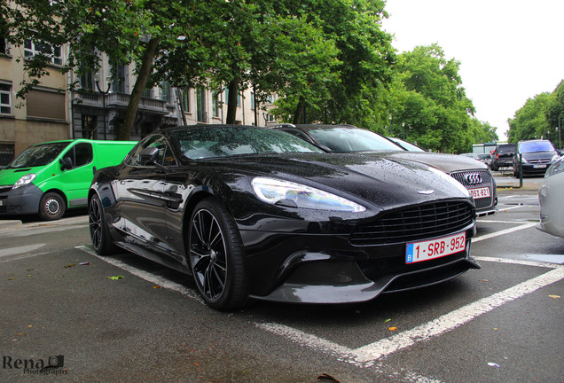 Aston Martin Vanquish 2013