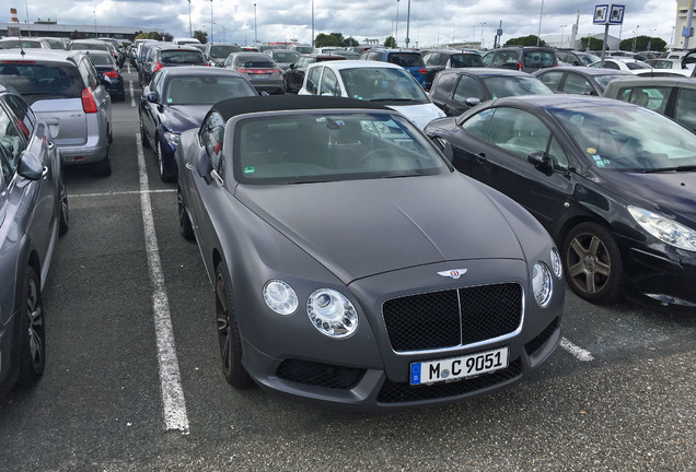 Bentley Continental GTC V8