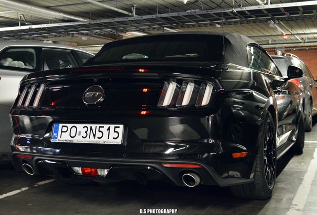 Ford Mustang GT Convertible 2015