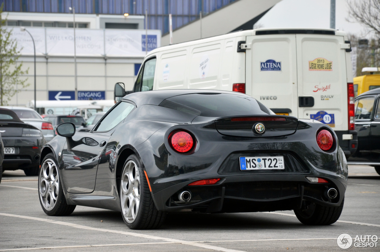 Alfa Romeo 4C Coupé