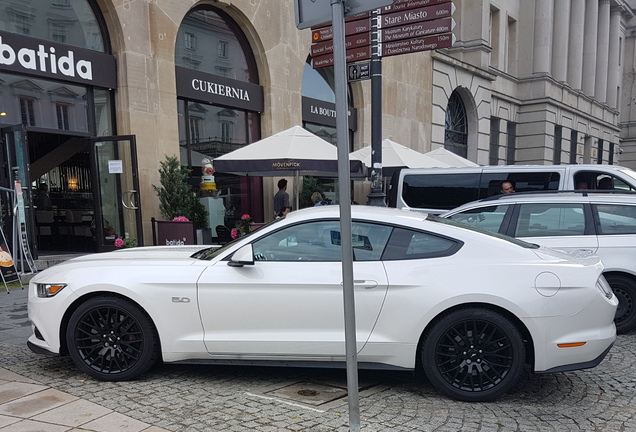 Ford Mustang GT 2015