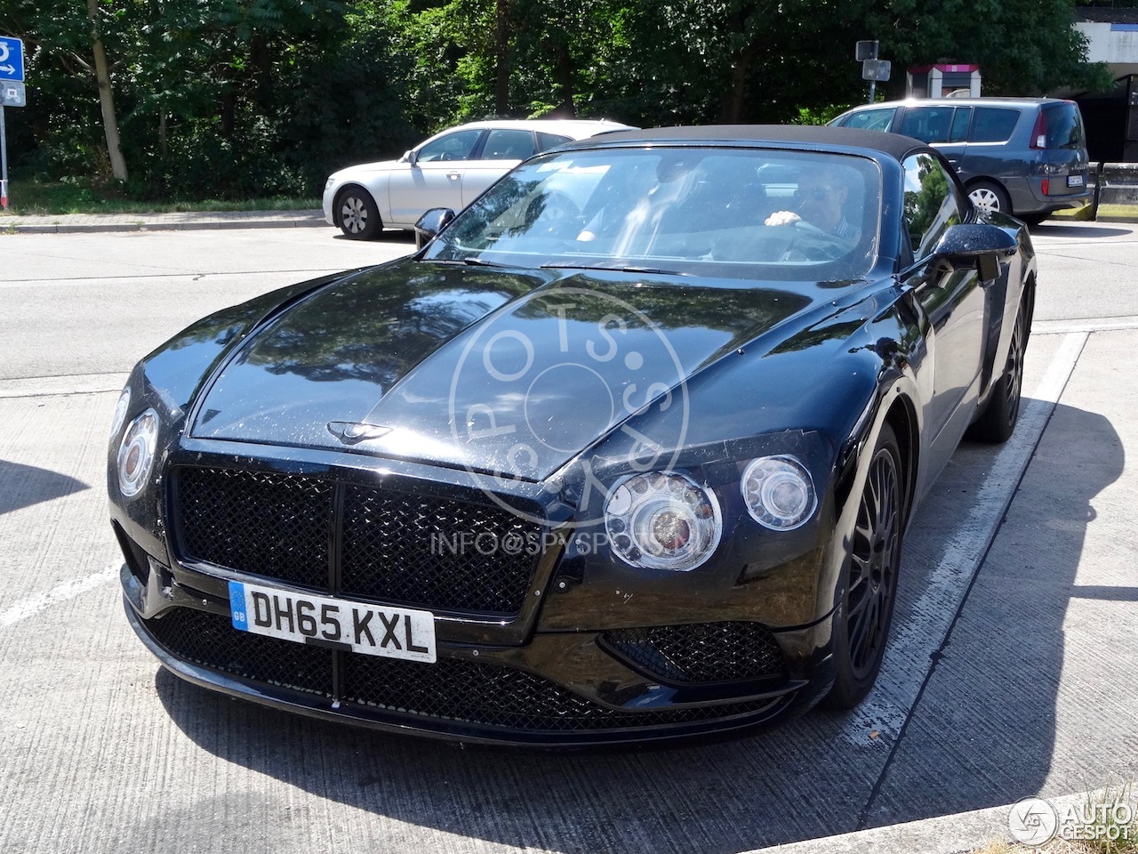 Bentley Continental GTC 2019