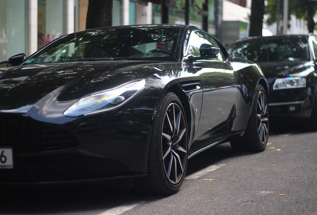 Aston Martin DB11