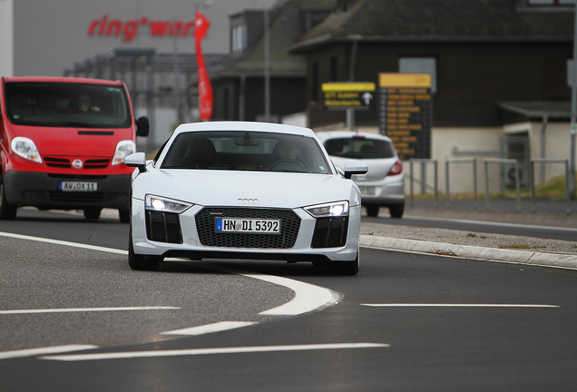 Audi R8 V10 2015