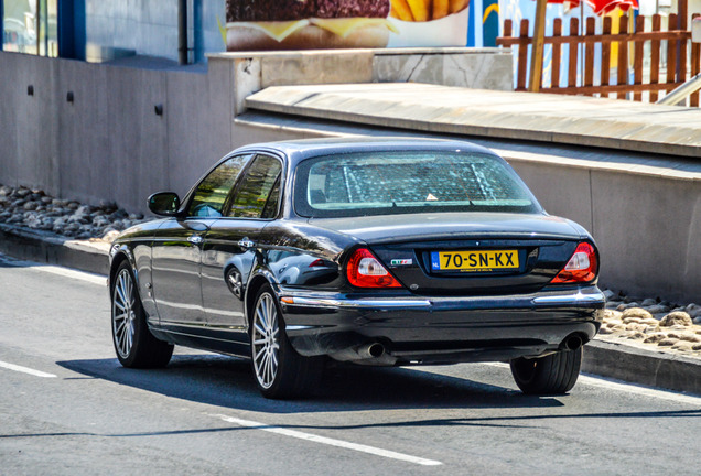 Jaguar XJR