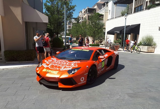 Lamborghini Aventador LP700-4