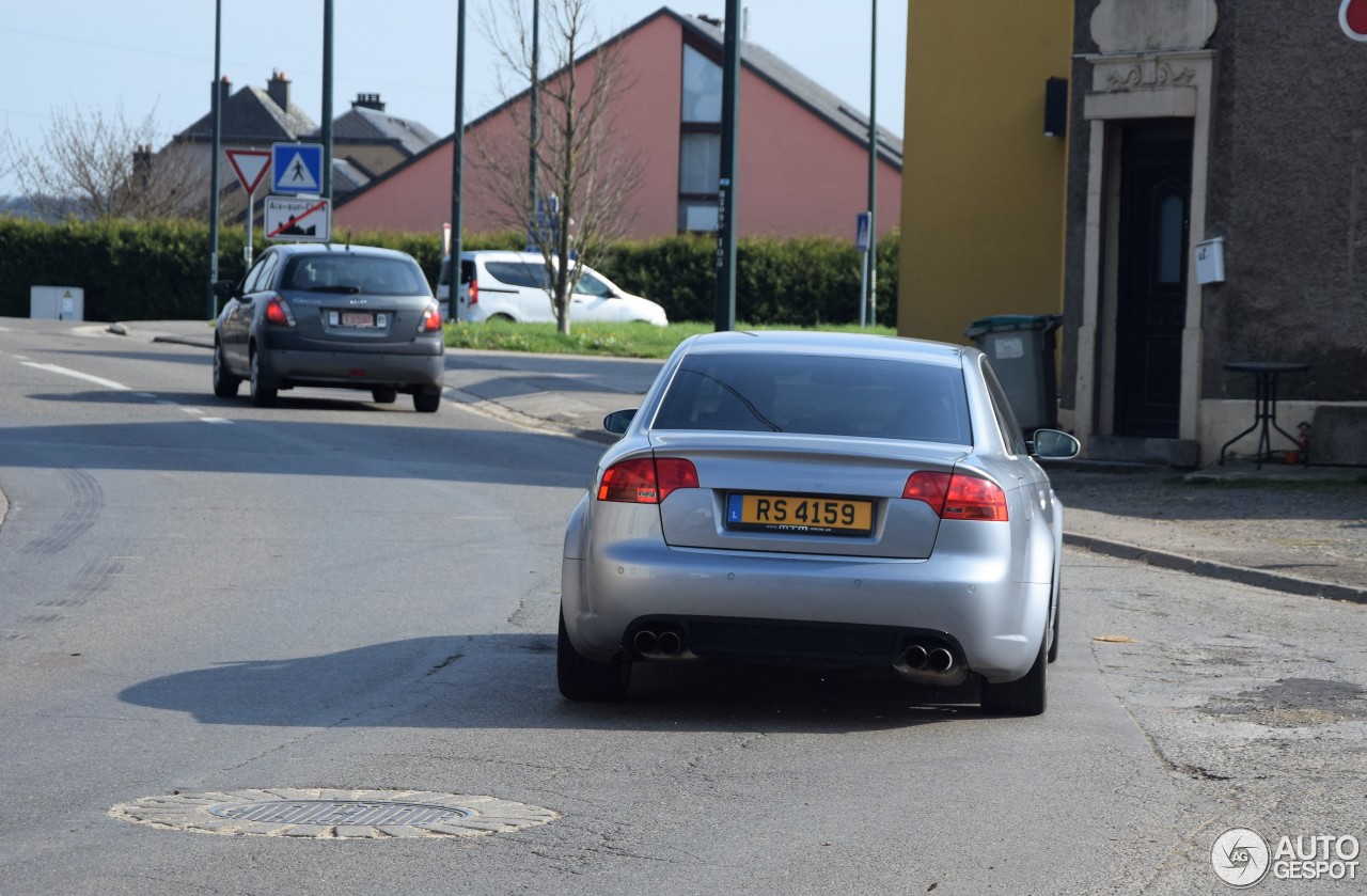 Audi MTM RS4 Sedan