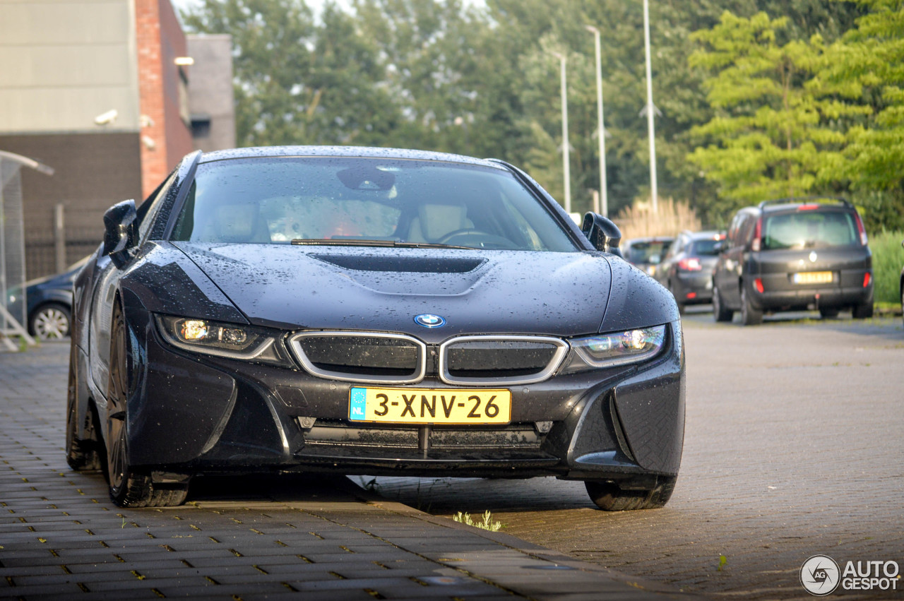 BMW i8 Carbon Edition