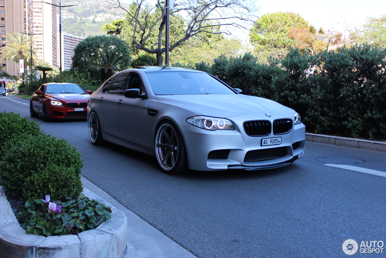 BMW M5 F10 2011