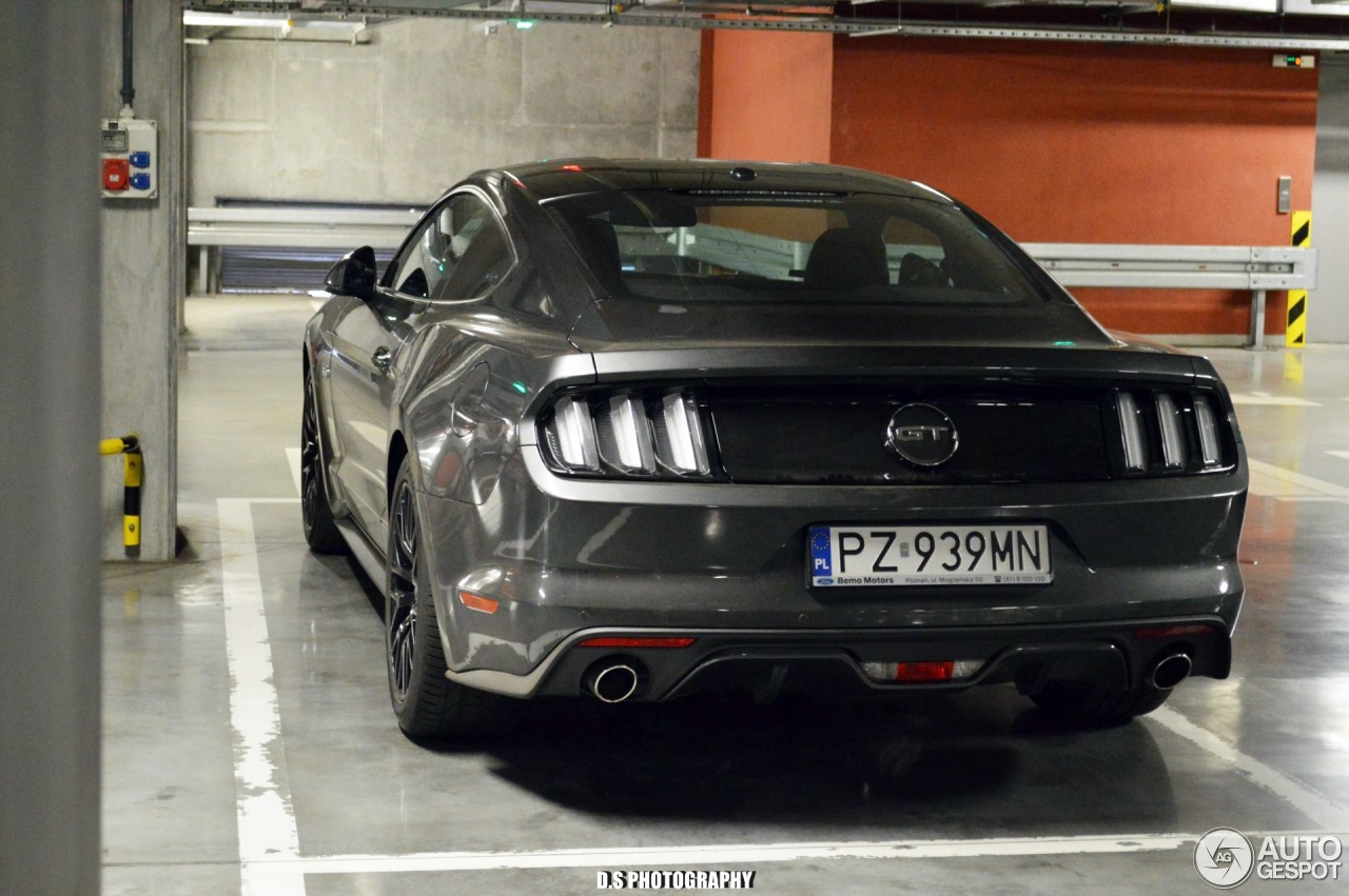 Ford Mustang GT 2015