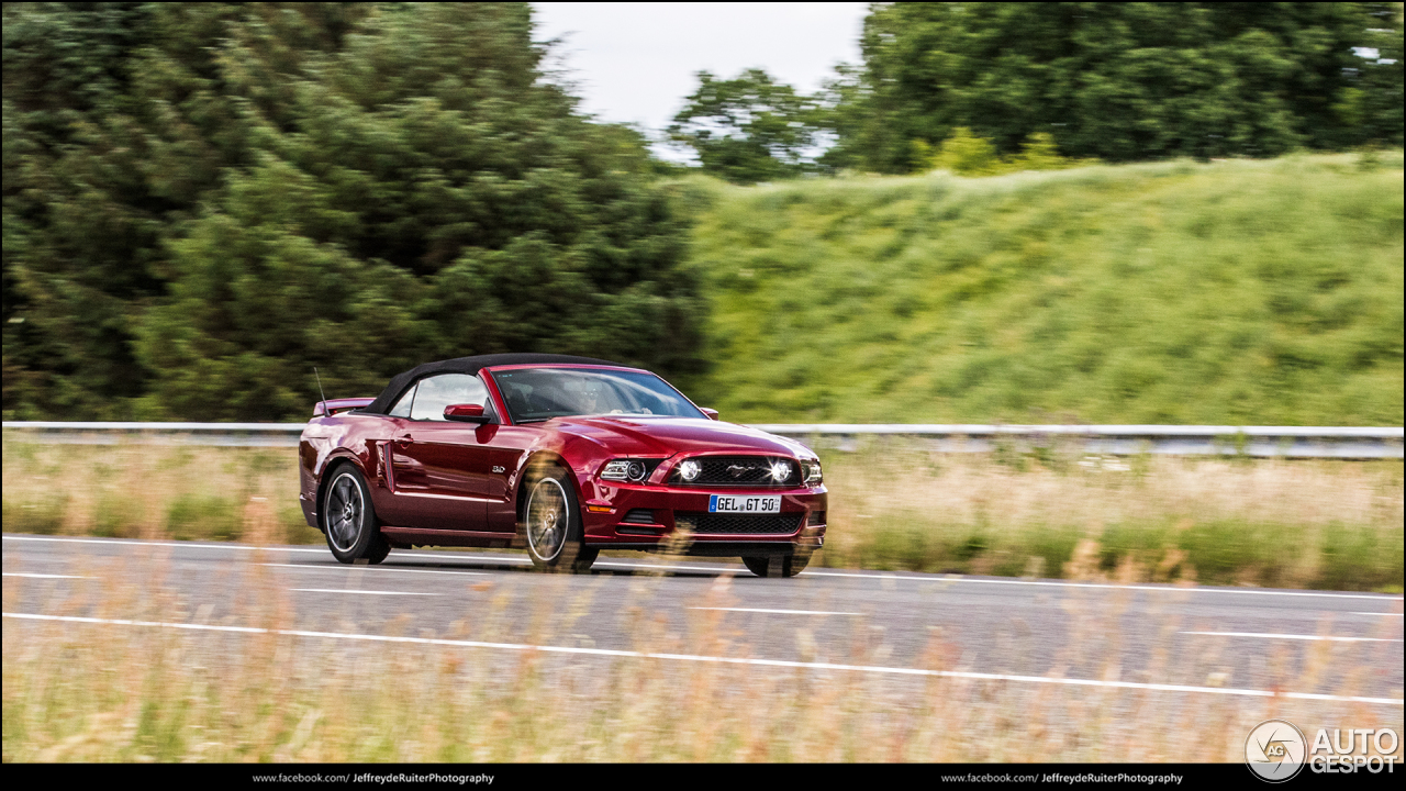 Ford Mustang GT Convertible 2013