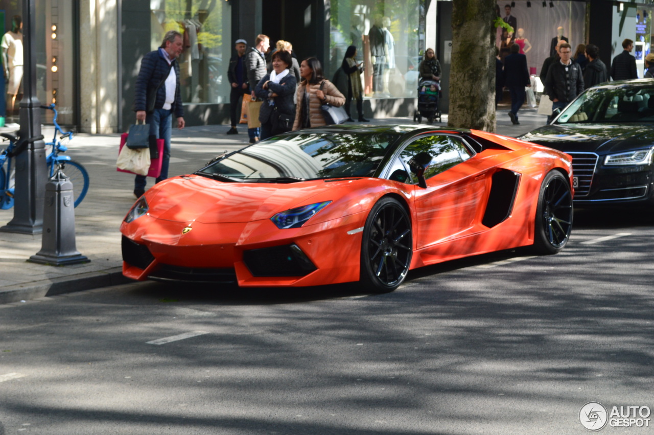 Lamborghini Aventador LP700-4