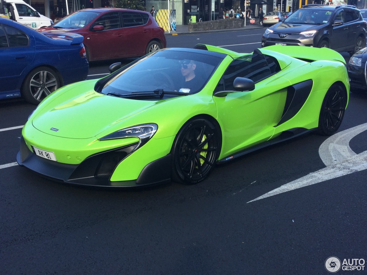 McLaren 675LT Spider