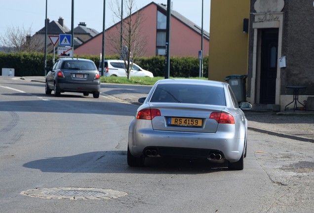 Audi MTM RS4 Sedan