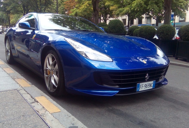 Ferrari GTC4Lusso T