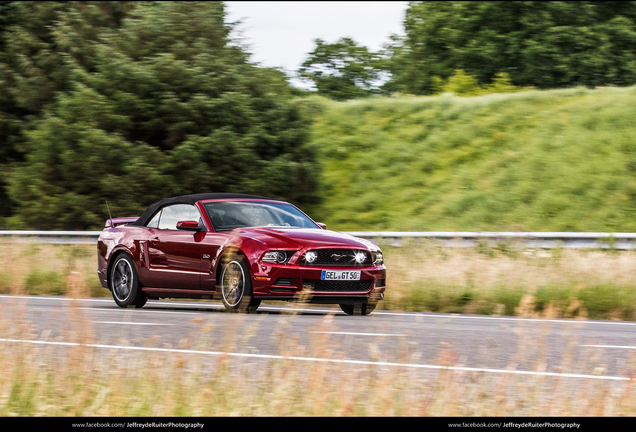 Ford Mustang GT Convertible 2013