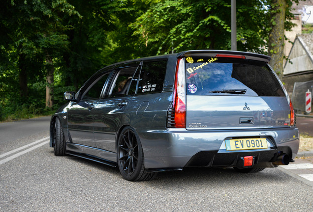 Mitsubishi Lancer Evolution IX Wagon MR