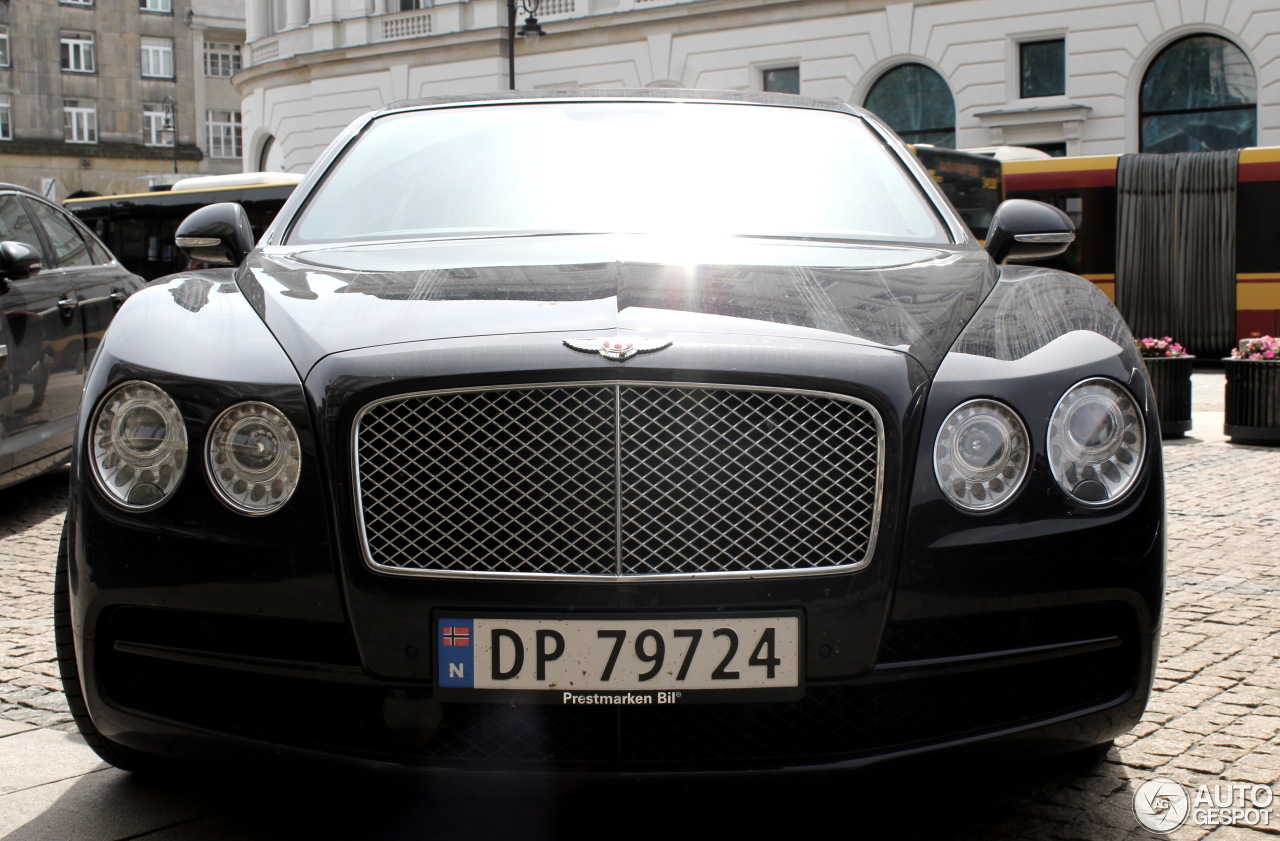 Bentley Flying Spur V8