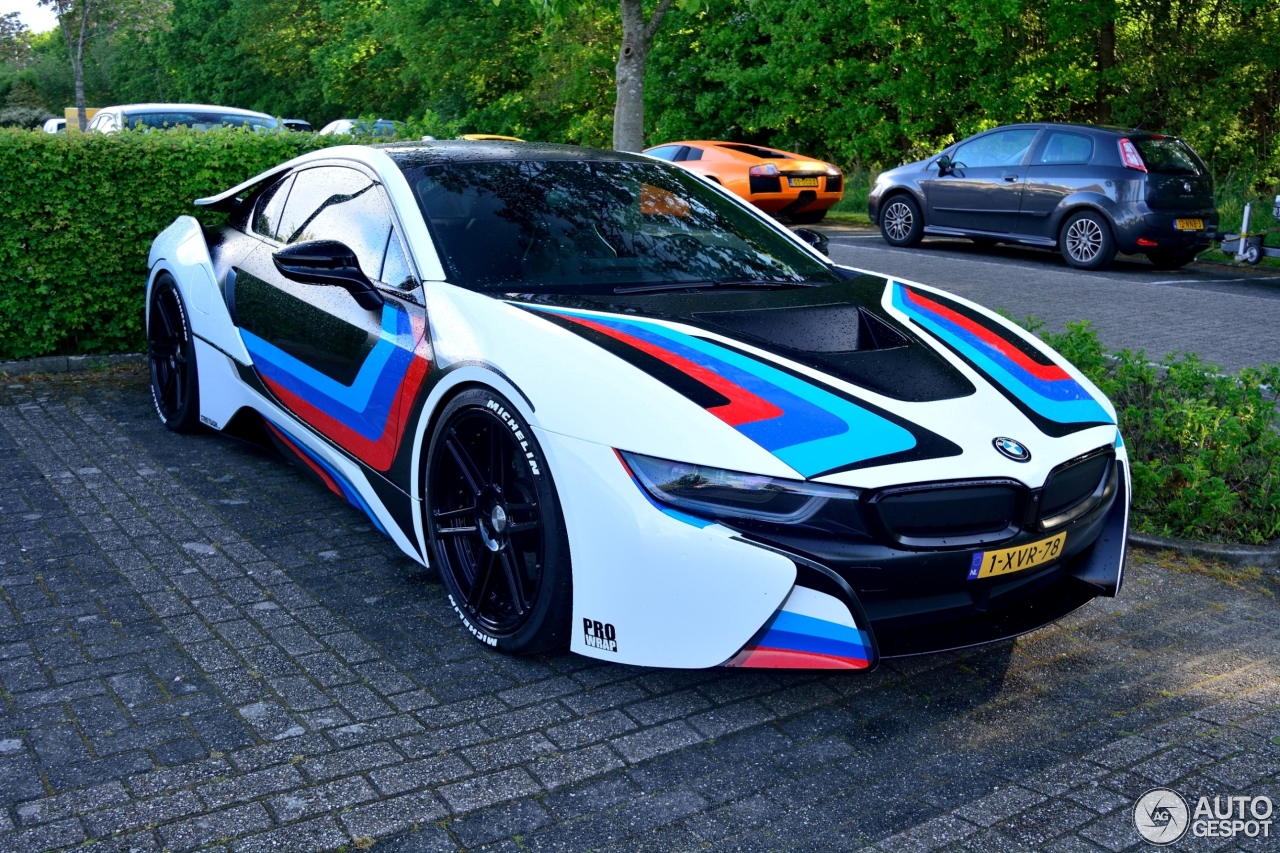 BMW i8