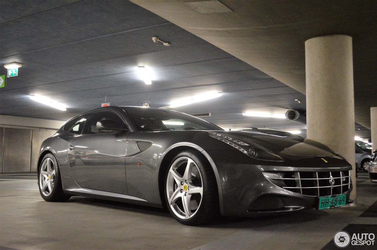 Ferrari FF