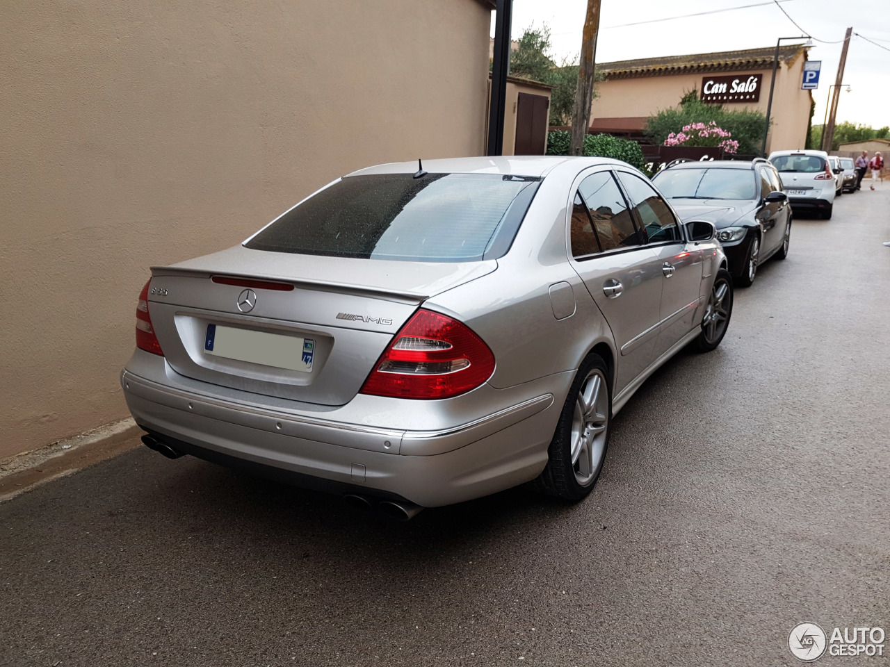 Mercedes-Benz E 55 AMG