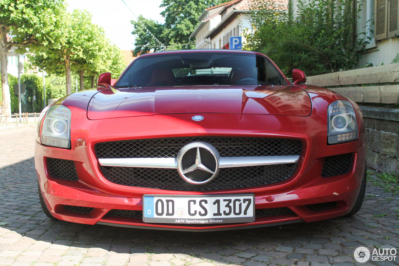 Mercedes-Benz SLS AMG Roadster