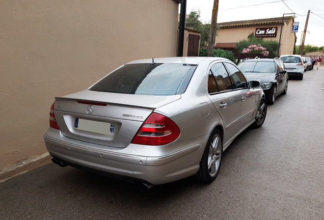 Mercedes-Benz E 55 AMG