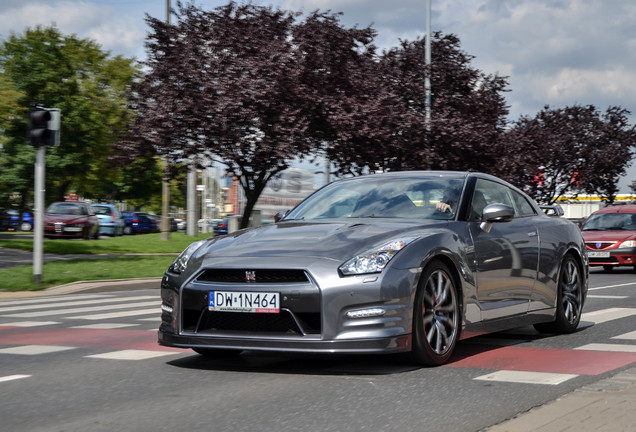 Nissan GT-R 2012