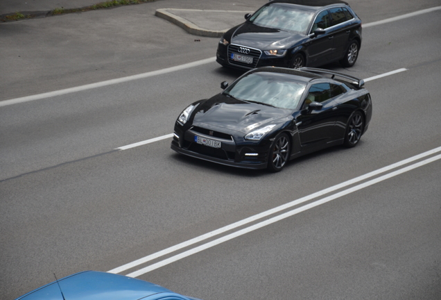 Nissan GT-R 2014