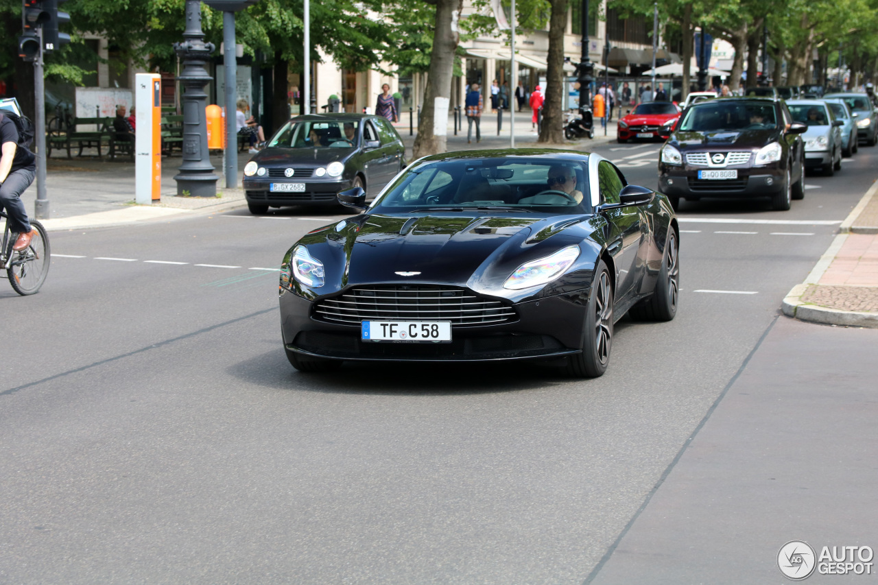 Aston Martin DB11