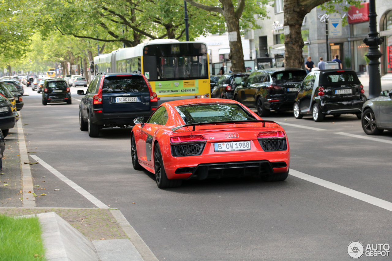 Audi R8 V10 Plus 2015