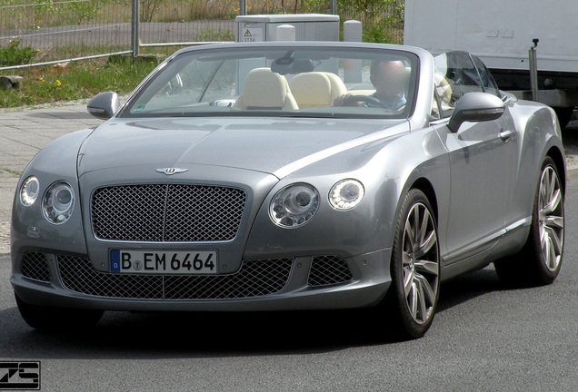 Bentley Continental GTC 2012